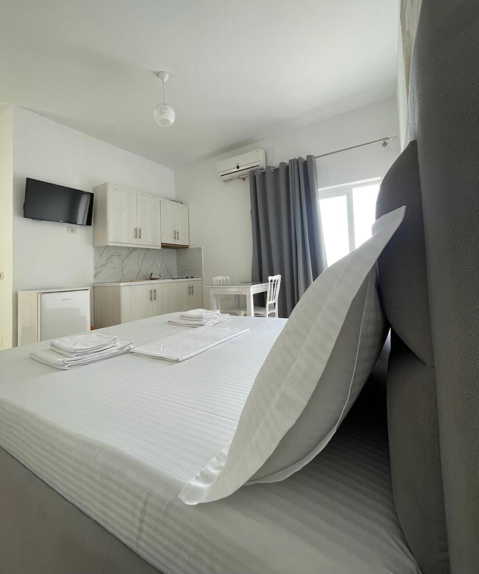 Joni Apartments クサミル エクステリア 写真